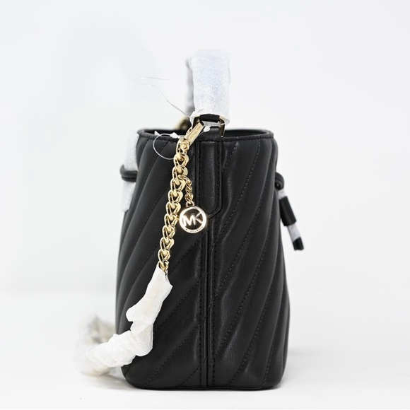 Michael Kors bucket bag - Picture 2 of 6